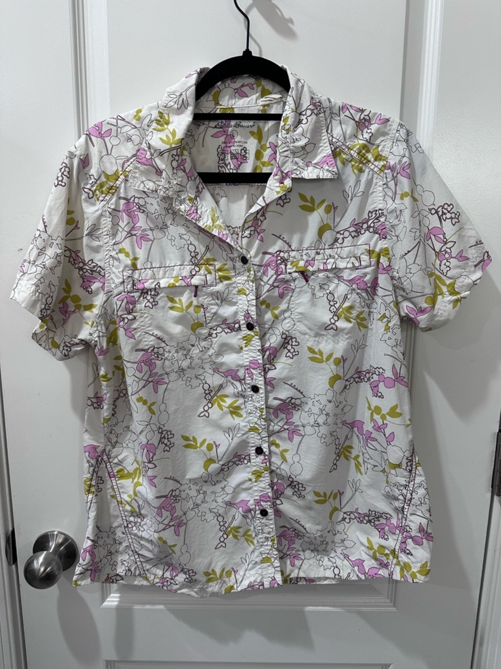 Eddie Bauer Women’s Floral Button Up Shirt - Size Large